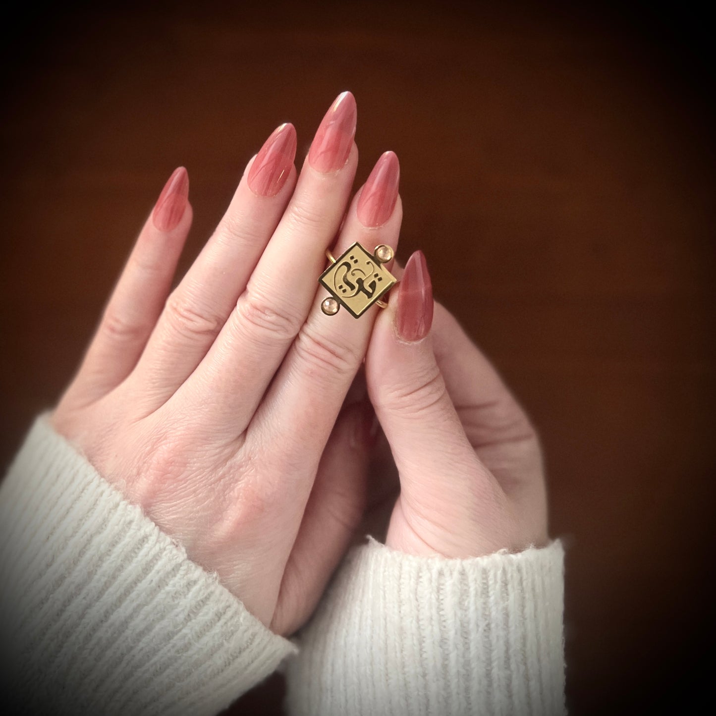 Woman of Strength (قوية | Qawiyah) Ring