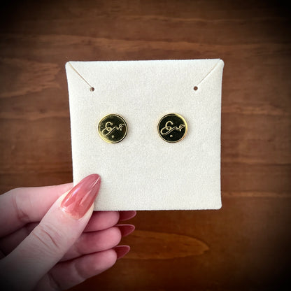 Love (حب | Hub) Studs