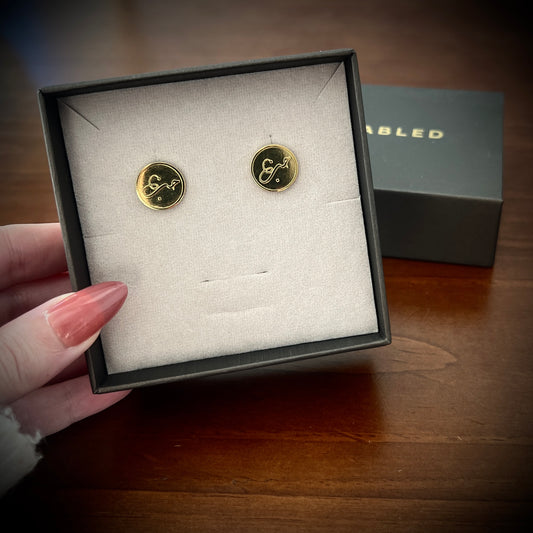 Love (حب | Hub) Studs