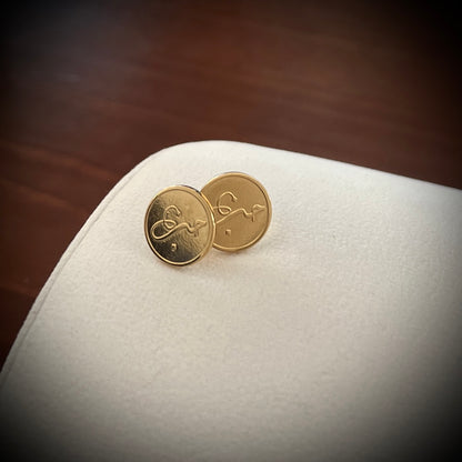 Love (حب | Hub) Studs