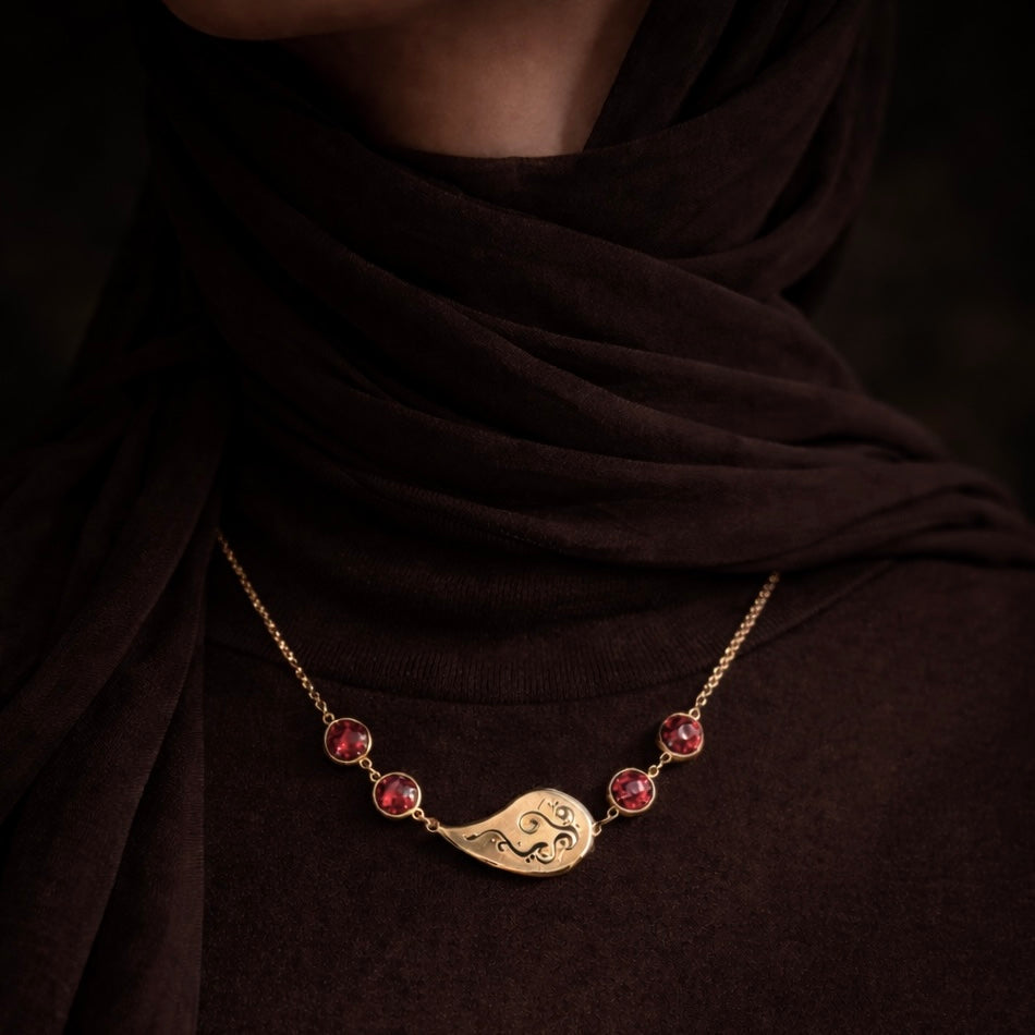 Qalbi (My Heart) Choker