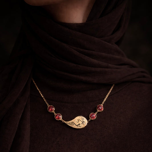 Qalbi (My Heart) Choker